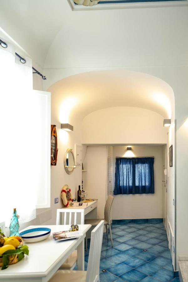 아말피 Scirocco - Amazing Flat With Terrace In The Center 아파트 외부 사진